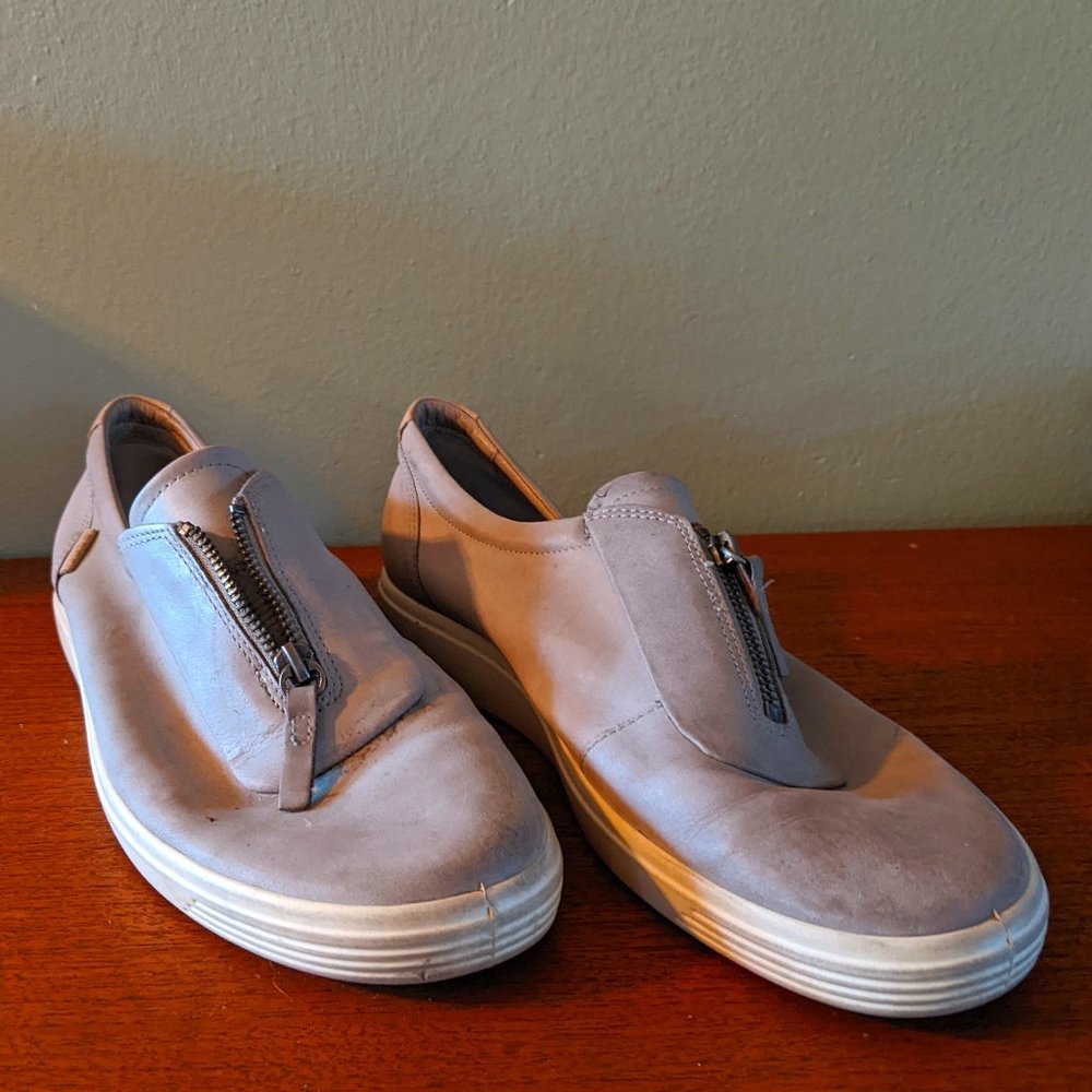 Ecco Grey Rose Slip On Zip Up Shoes Size 11
